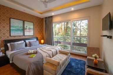 hotel room main image hotel room main image