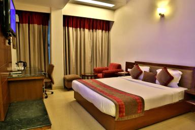 hotel room main image hotel room main image