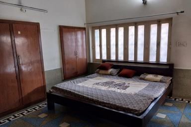 hotel room main image hotel room main image