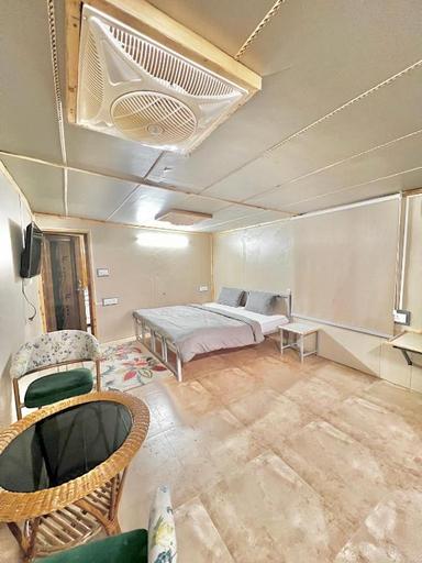 hotel room main image hotel room main image