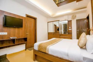 hotel room main image hotel room main image