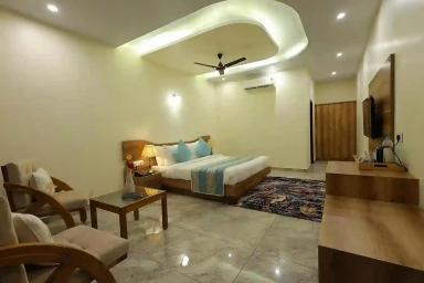 hotel room main image hotel room main image