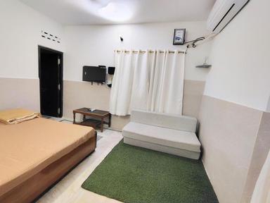 hotel room main image hotel room main image