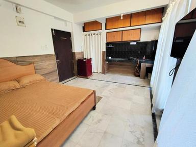 hotel room main image hotel room main image