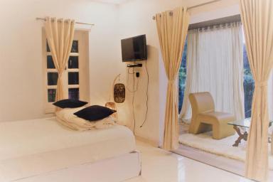 hotel room main image hotel room main image