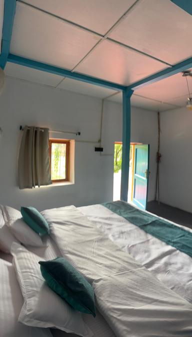 hotel room main image hotel room main image