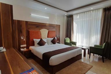 hotel room main image hotel room main image